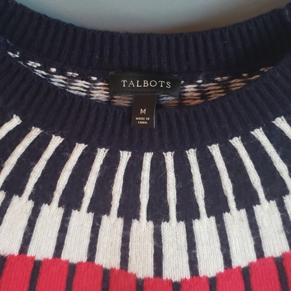 Sweater - Picture 5 of 5